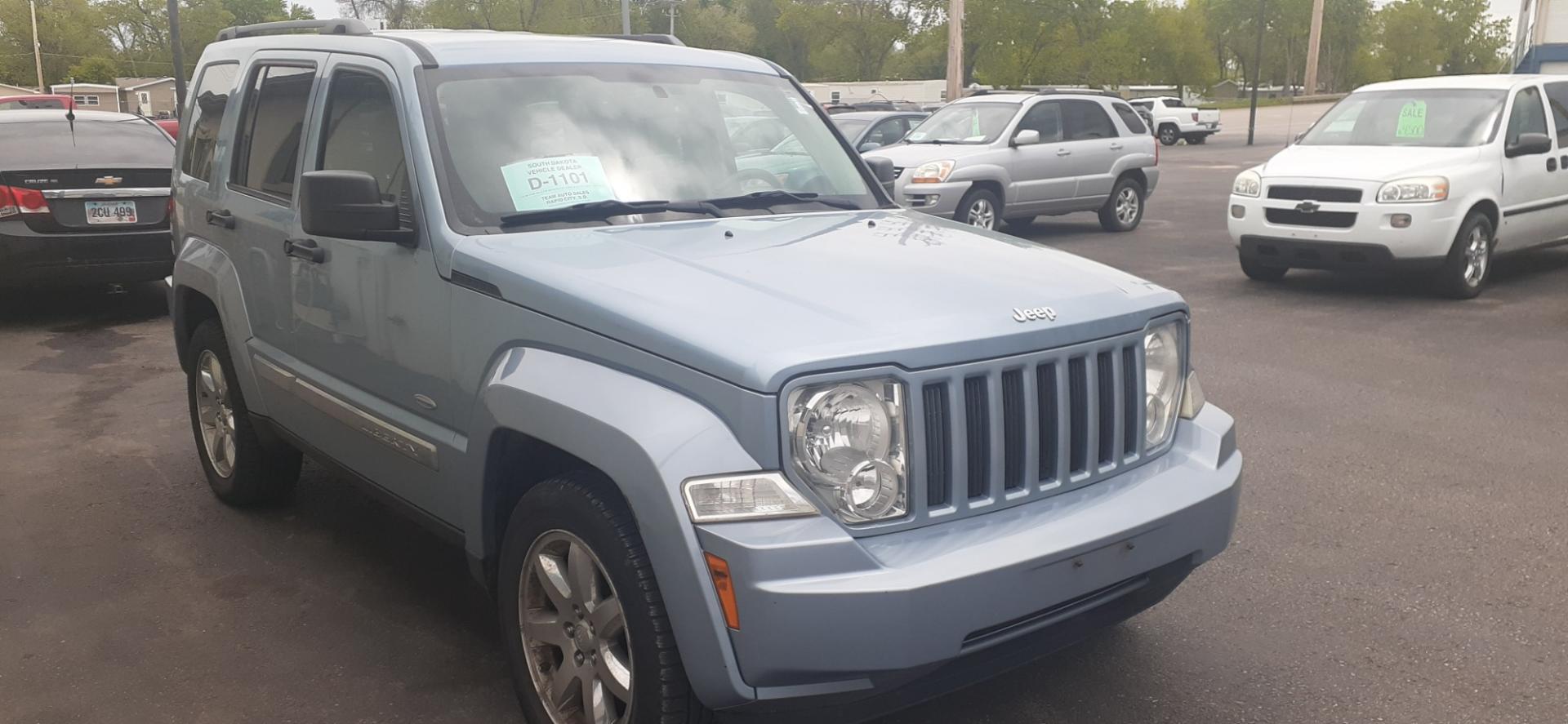 2012 Jeep Liberty (1C4PJMAKXCW) , located at 2015 Cambell Street, Rapid City, SD, 57701, (605) 342-8326, 44.066433, -103.191772 - CARFAX AVAILABLE - Photo#4